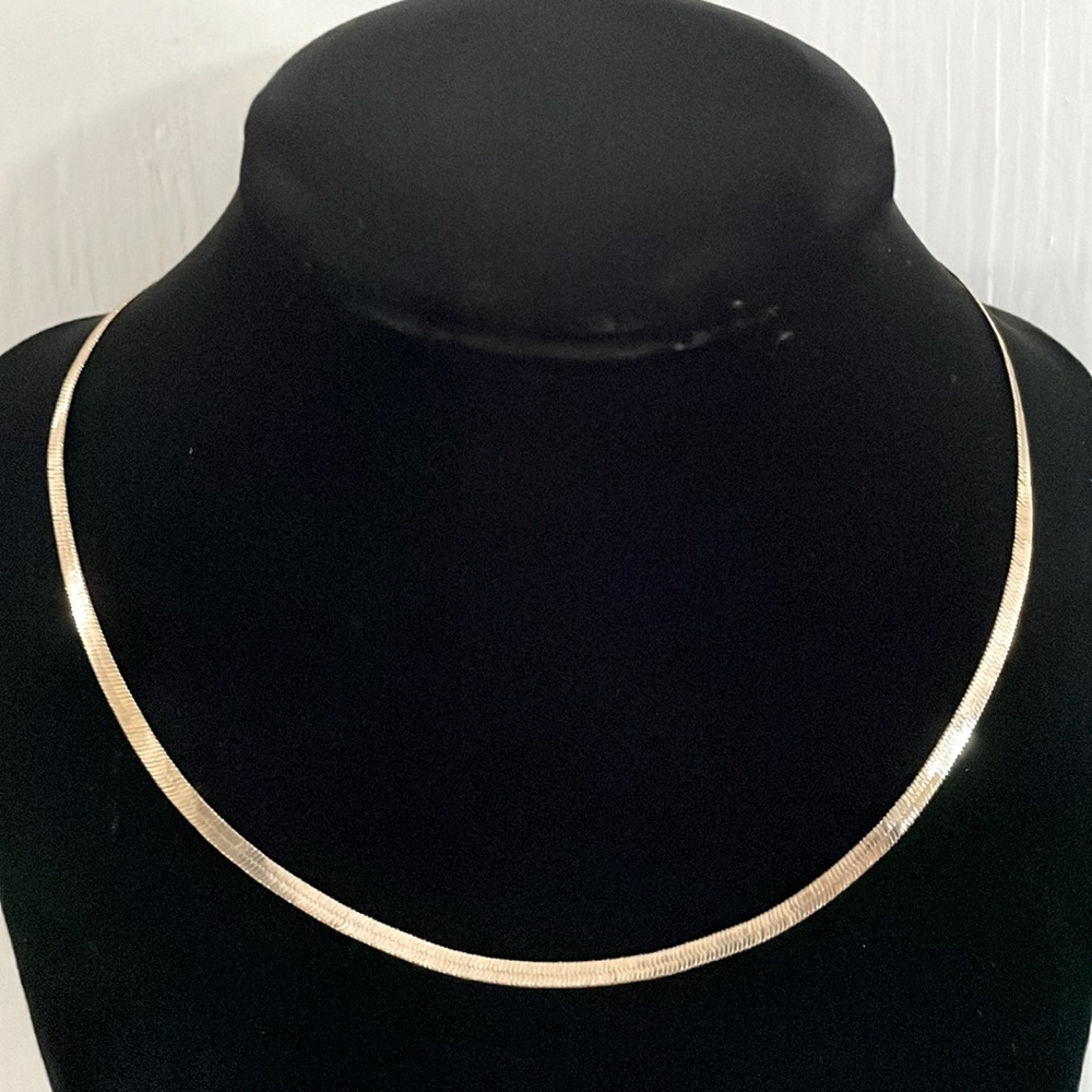 Herringbone Necklace gold tone